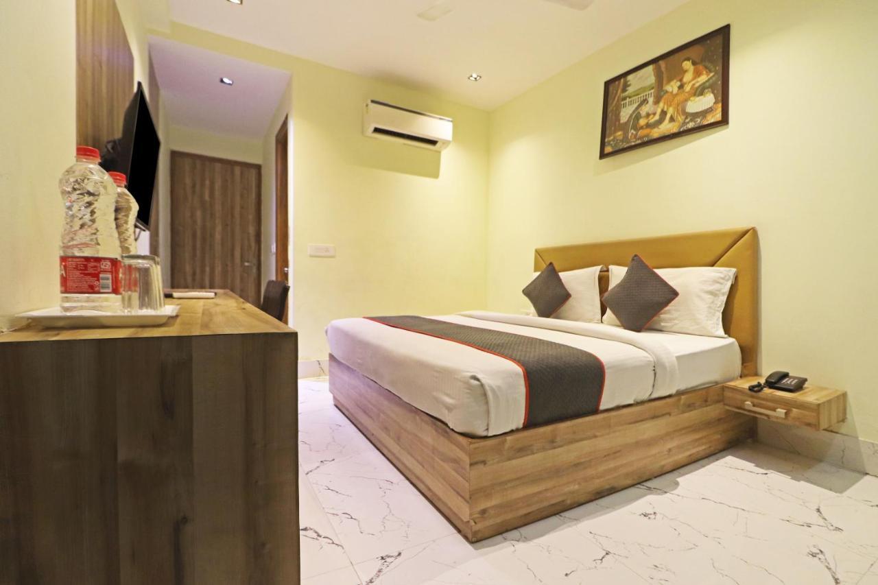 Hotel Good Vibe Near Delhi Igi Airport นิวเดลี ภายนอก รูปภาพ