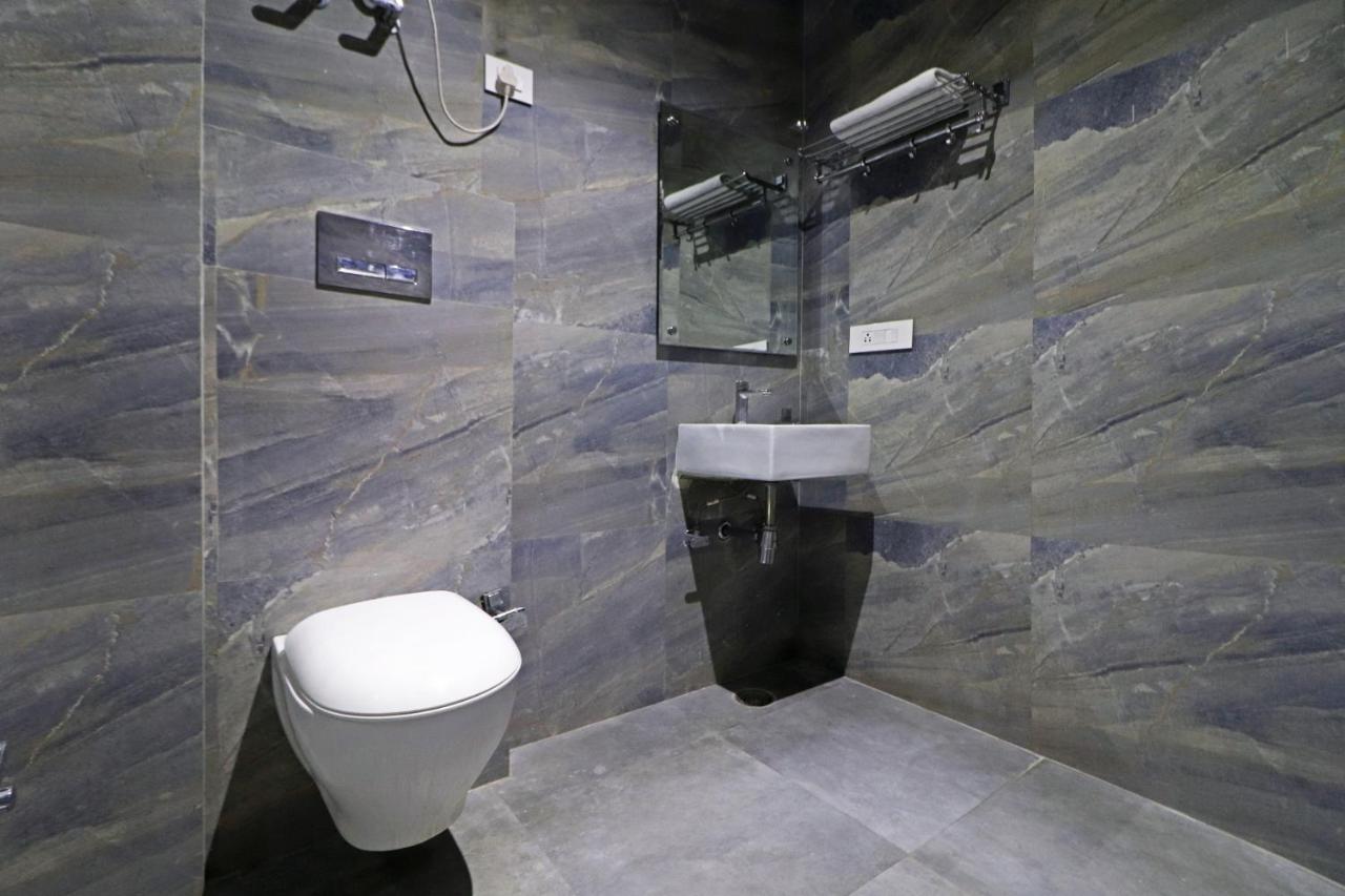 Hotel Good Vibe Near Delhi Igi Airport นิวเดลี ภายนอก รูปภาพ