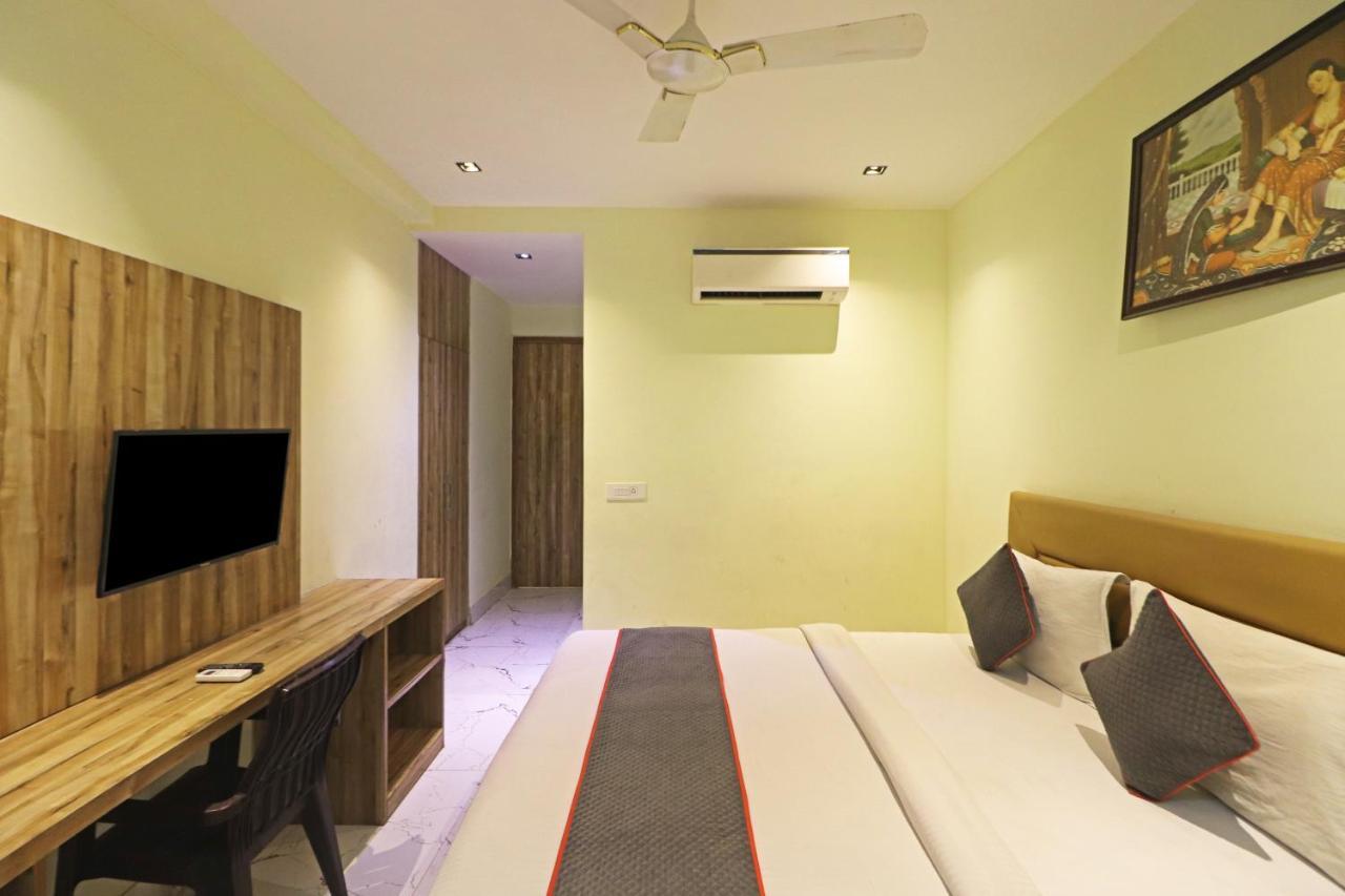 Hotel Good Vibe Near Delhi Igi Airport นิวเดลี ภายนอก รูปภาพ