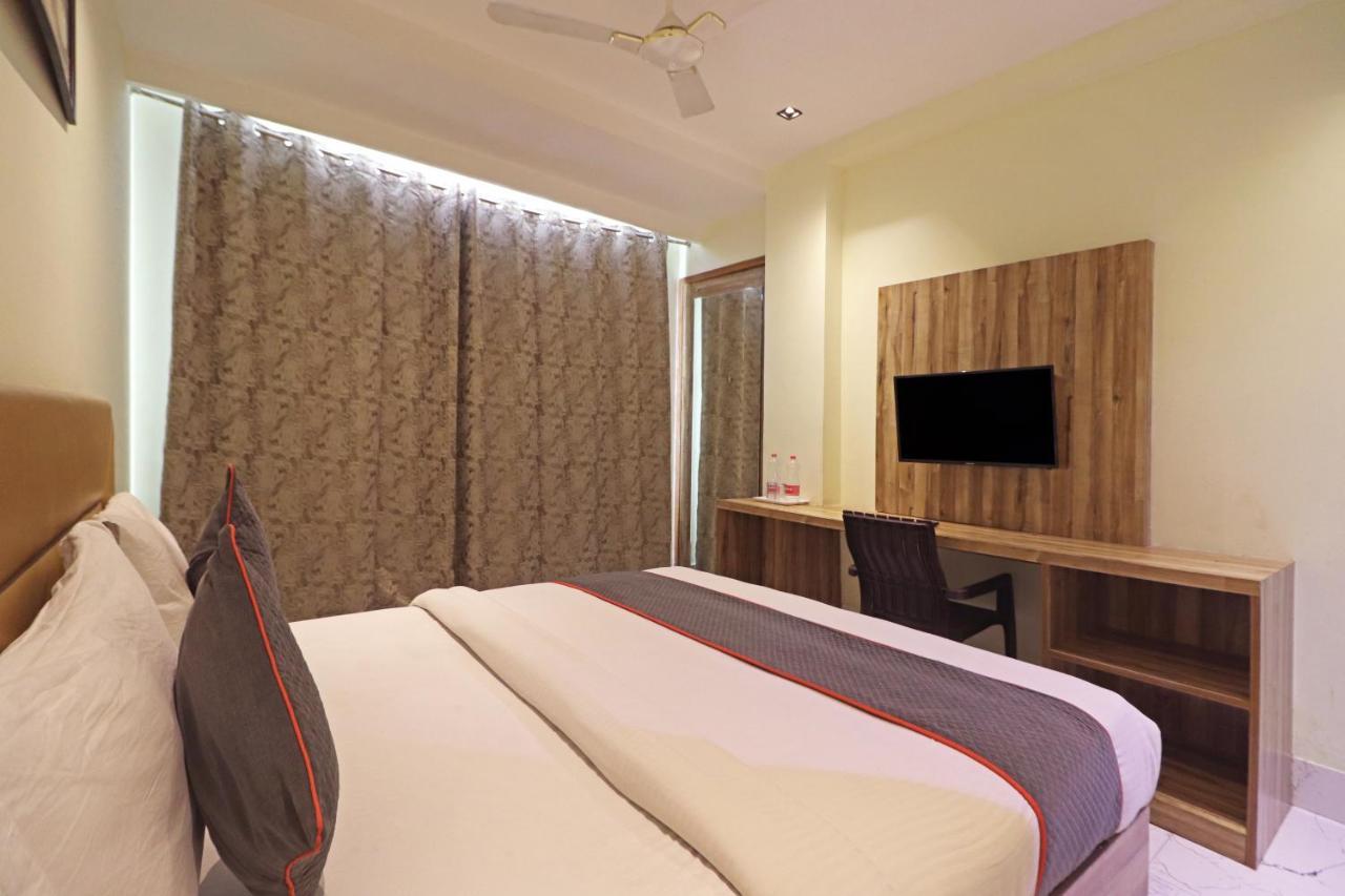 Hotel Good Vibe Near Delhi Igi Airport นิวเดลี ภายนอก รูปภาพ